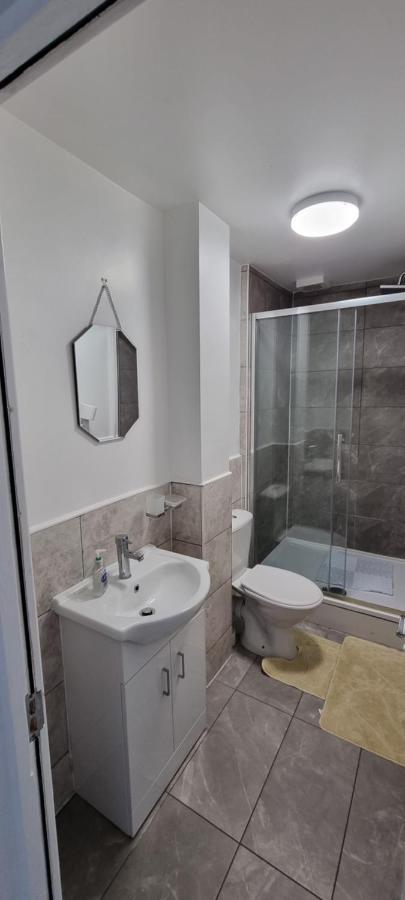 Vh Premier Flat 3 Apartamento Gillingham  Exterior foto